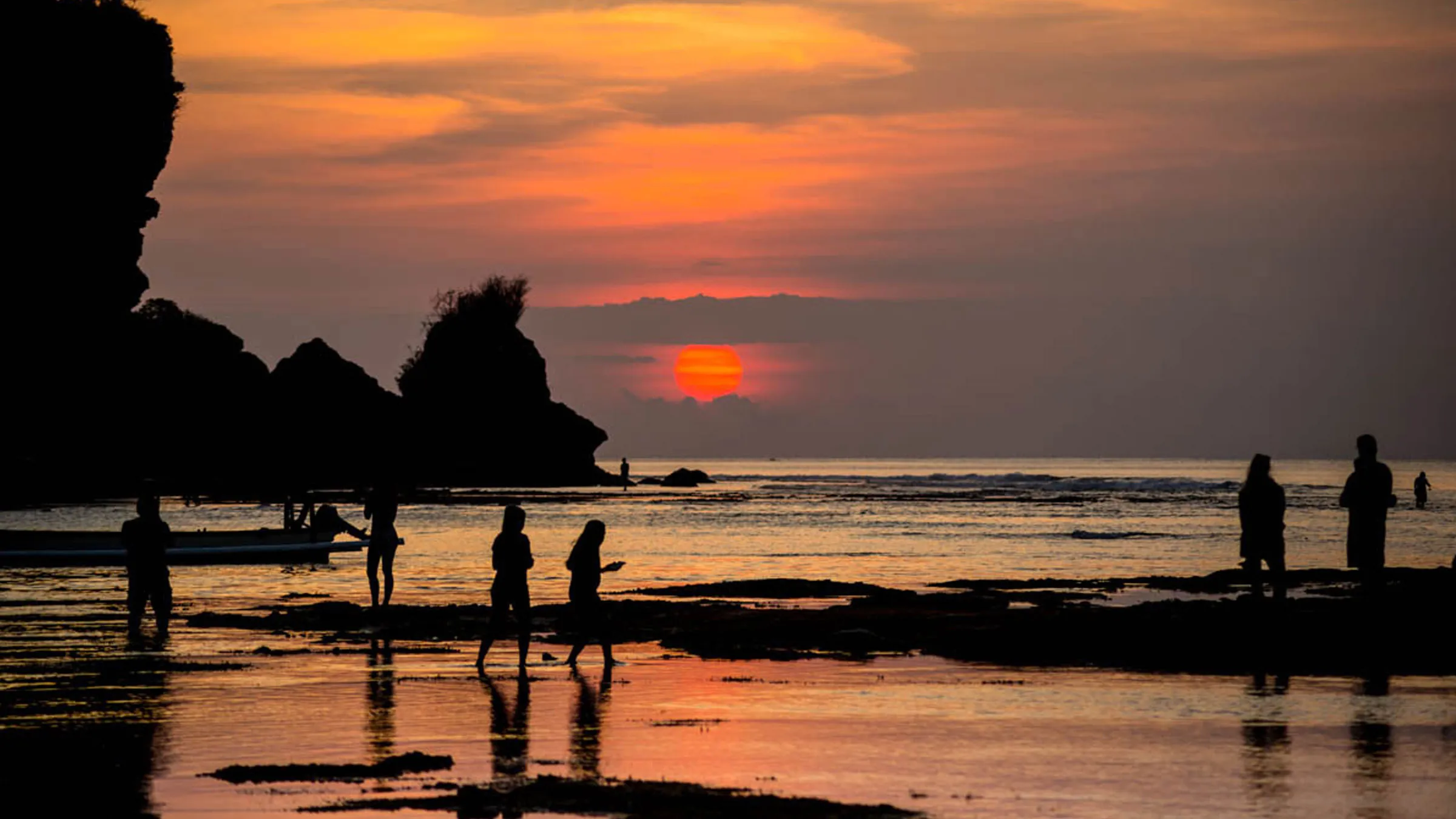 Surf trip atmosphere in Uluwatu Bali
